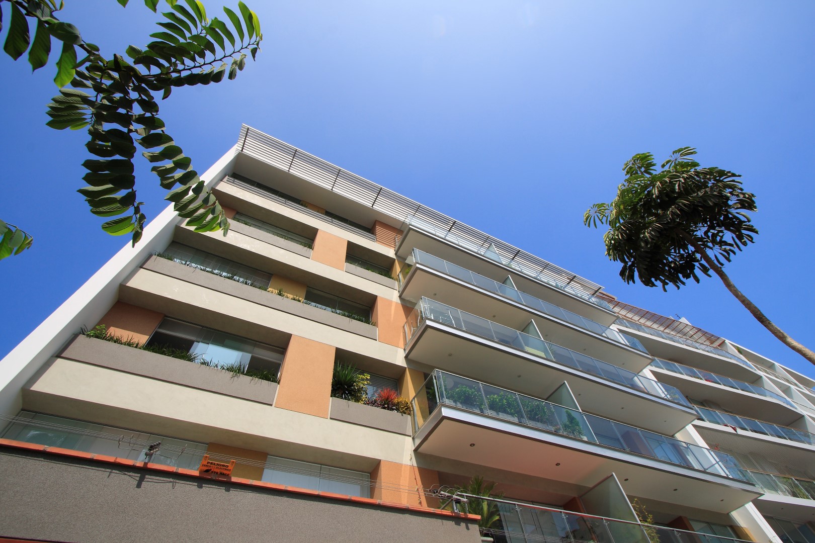 Edificio Multifamiliar Las Magnolias, Barranco, Lima, Perú